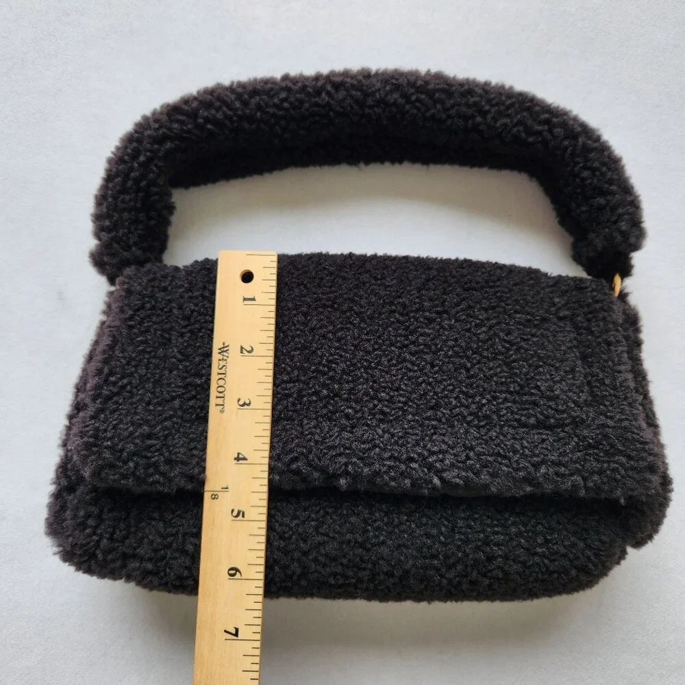NWT Primark Black Faux Shearling Shoulder Hand Bag Soft Cozy TIk Tok Winter Cute - Picture 9 of 10